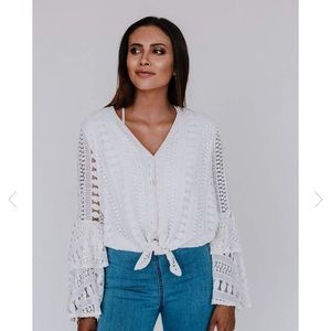 Willow Crochet Bell Sleeve- Ivory, Three Bird Nest